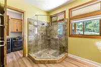 17205 Black Oak Hill, Middletown, CA 95461