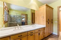 17205 Black Oak Hill, Middletown, CA 95461