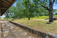 17205 Black Oak Hill, Middletown, CA 95461