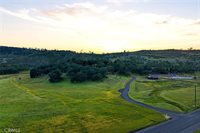 17205 Black Oak Hill, Middletown, CA 95461