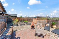 412 Barnum Drive, Phoenix, OR 97535