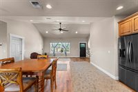 412 Barnum Drive, Phoenix, OR 97535