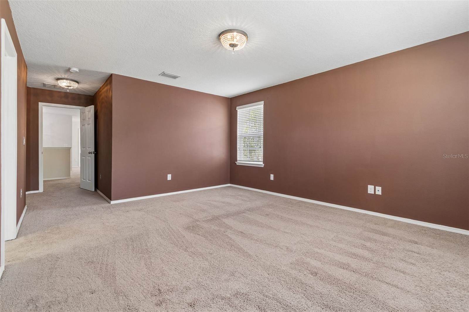 4768 White Sanderling Court, Tampa, FL 33619