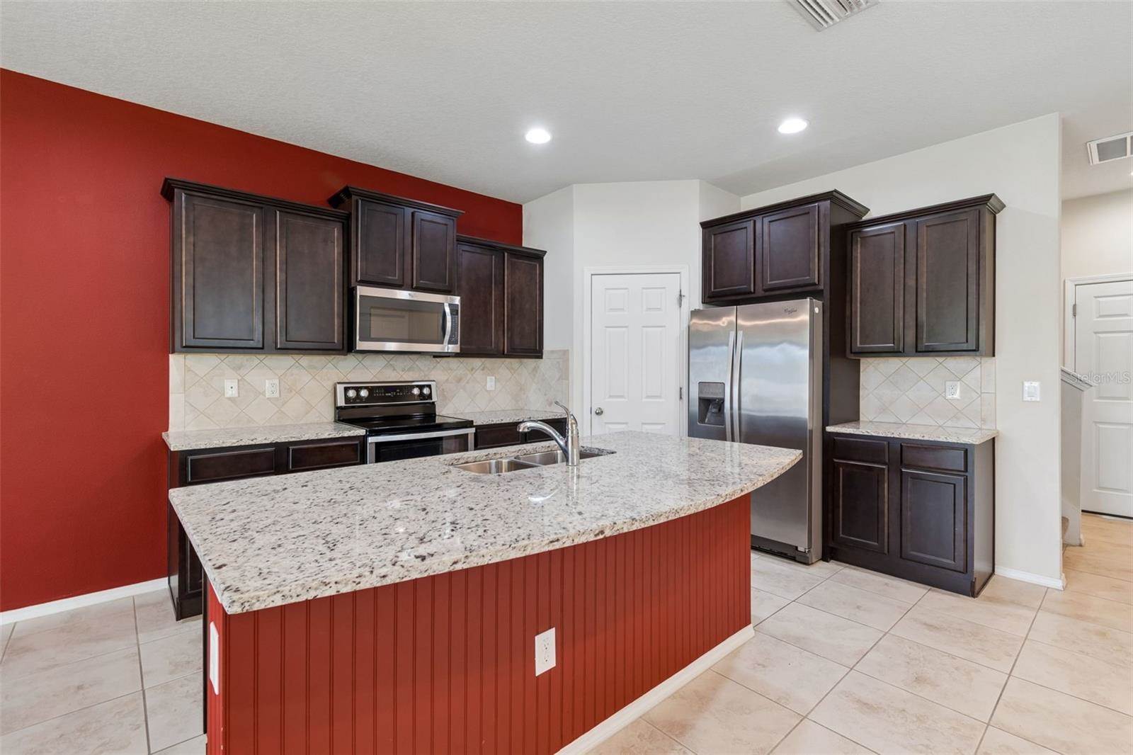 4768 White Sanderling Court, Tampa, FL 33619