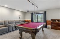 6475 Center Road, Fenton, MI 48430