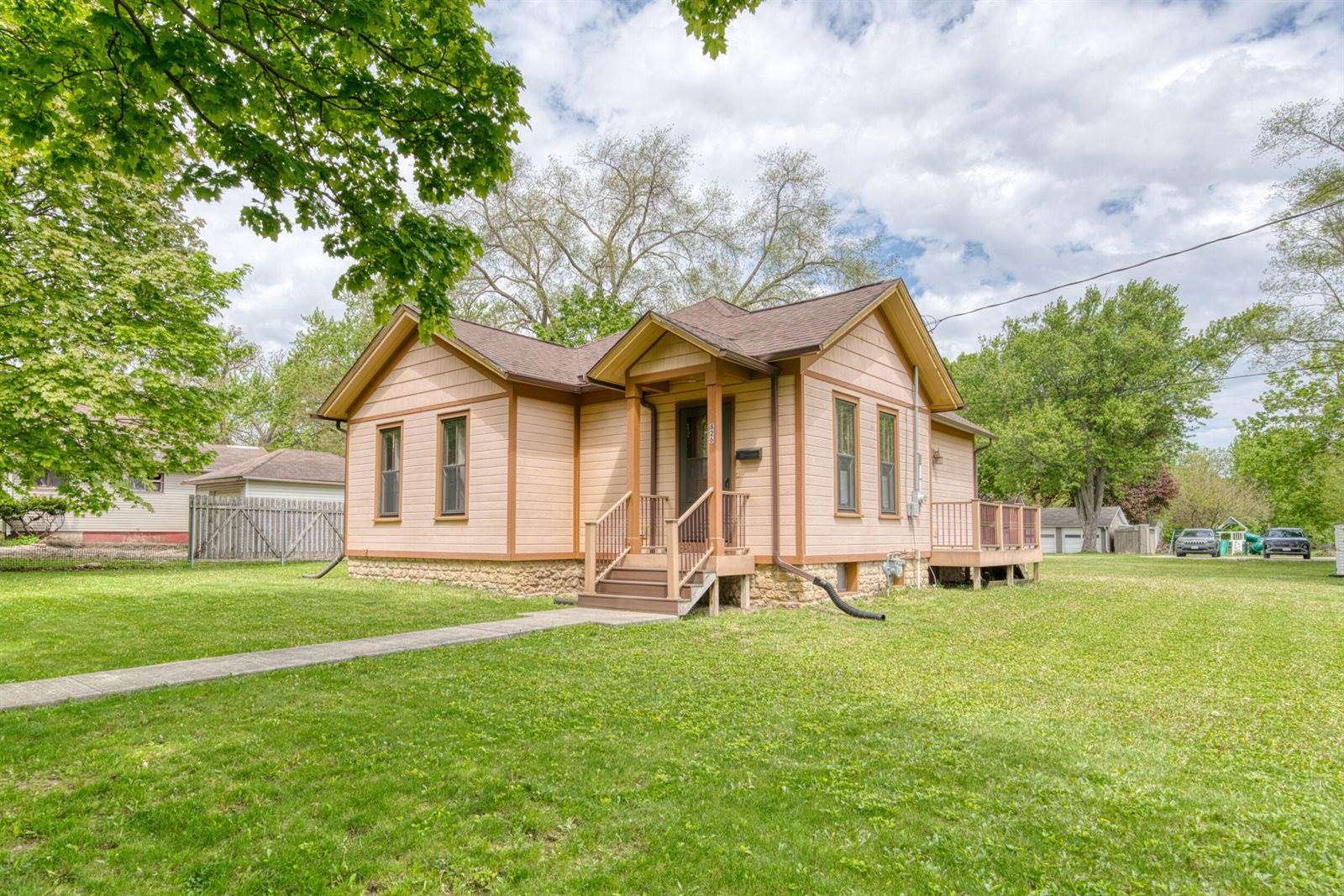 826 West Walworth Ave, Whitewater, WI 53190
