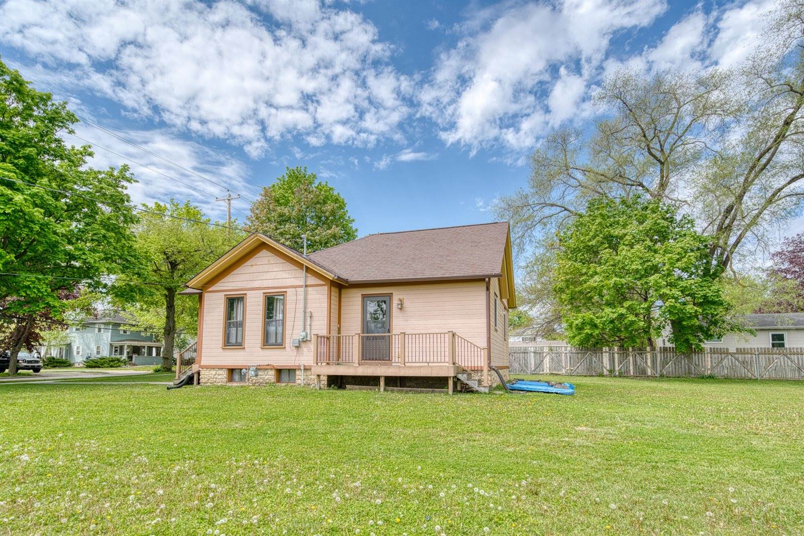 826 West Walworth Ave, Whitewater, WI 53190