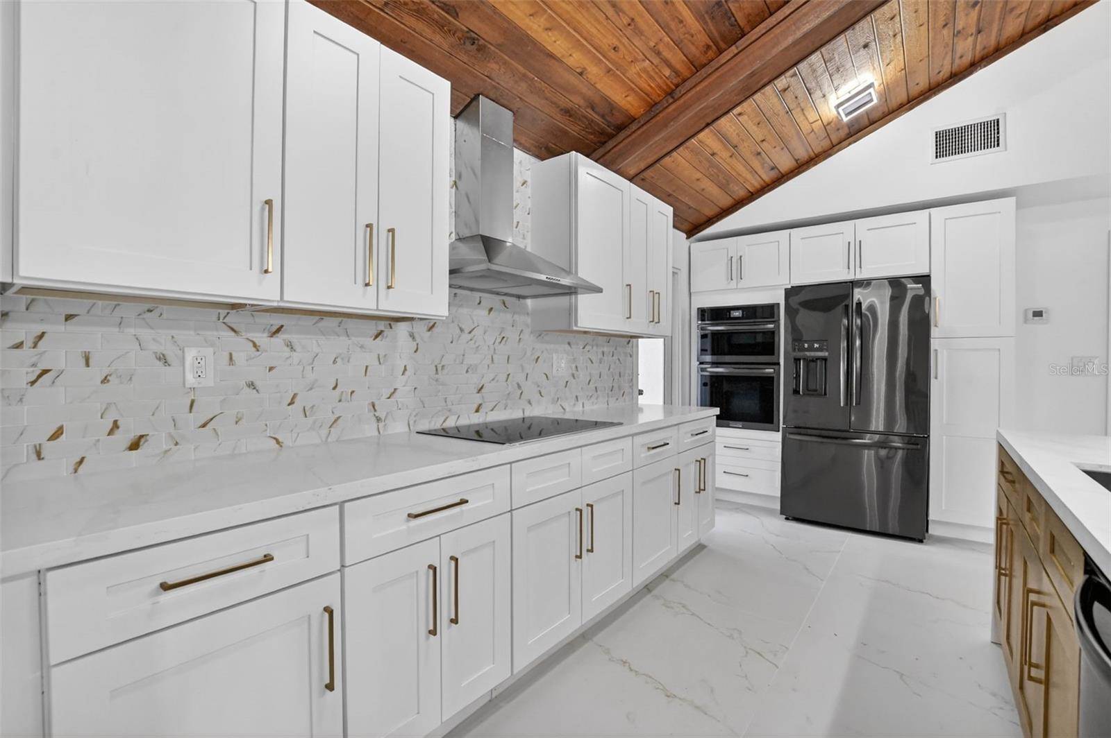 4701 NW 1ST Place, Deerfield Beach, FL 33442