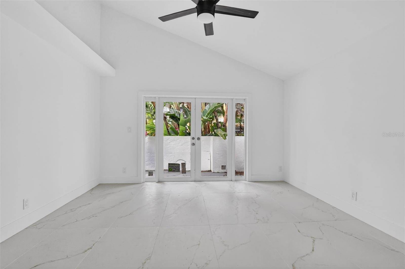 4701 NW 1ST Place, Deerfield Beach, FL 33442