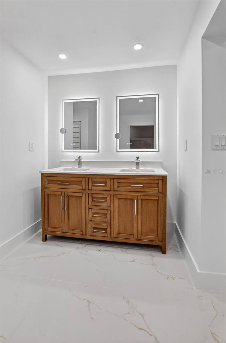 4701 NW 1ST Place, Deerfield Beach, FL 33442