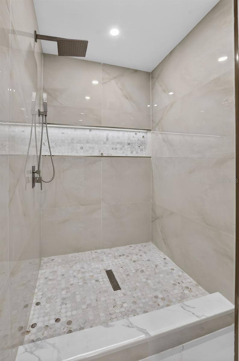 4701 NW 1ST Place, Deerfield Beach, FL 33442