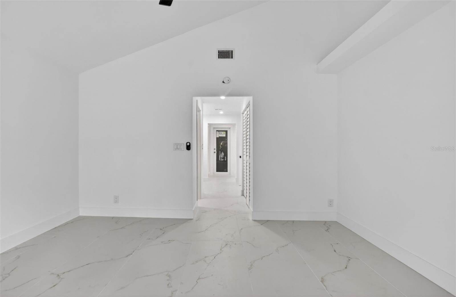 4701 NW 1ST Place, Deerfield Beach, FL 33442