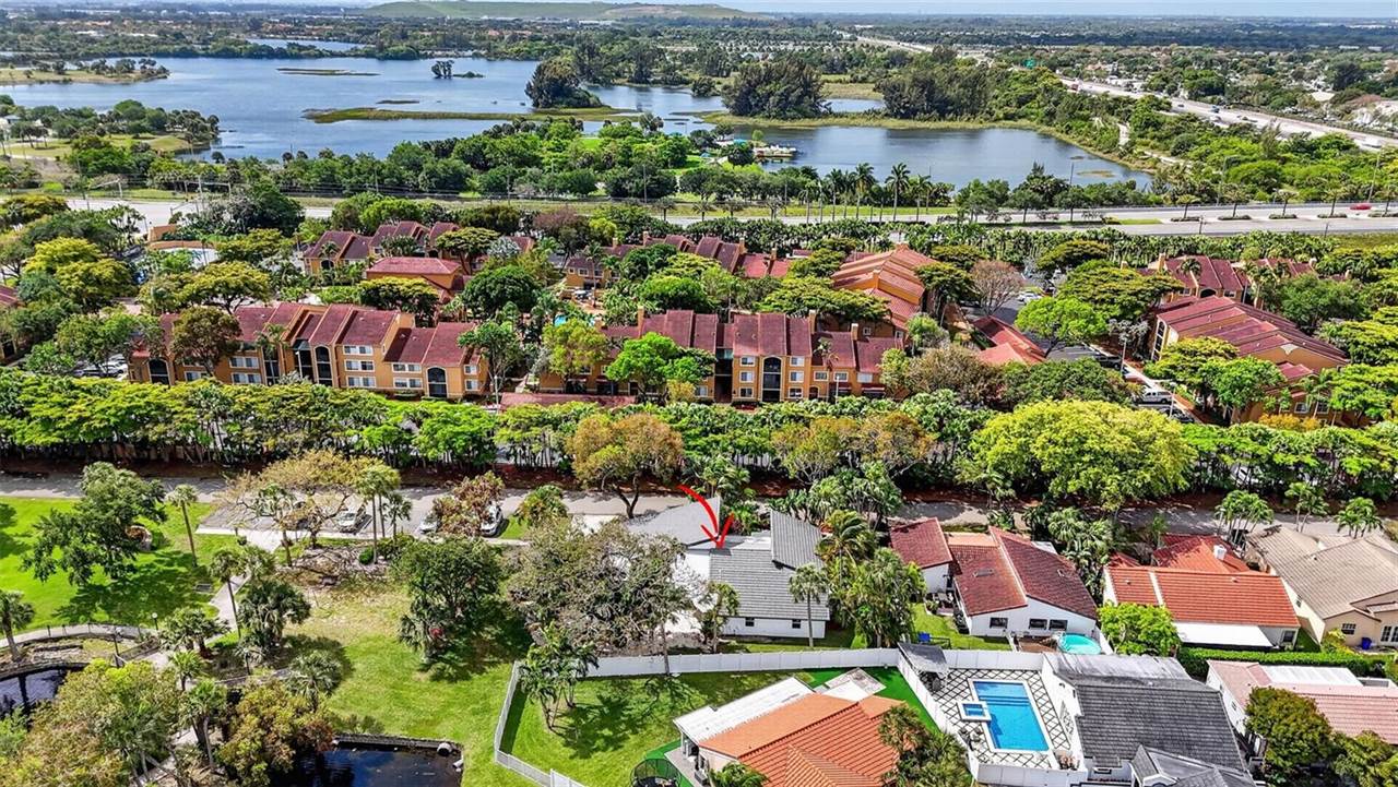 4701 NW 1ST Place, Deerfield Beach, FL 33442
