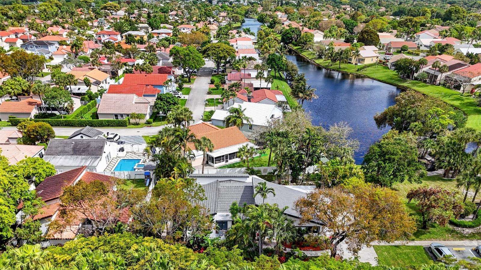 4701 NW 1ST Place, Deerfield Beach, FL 33442