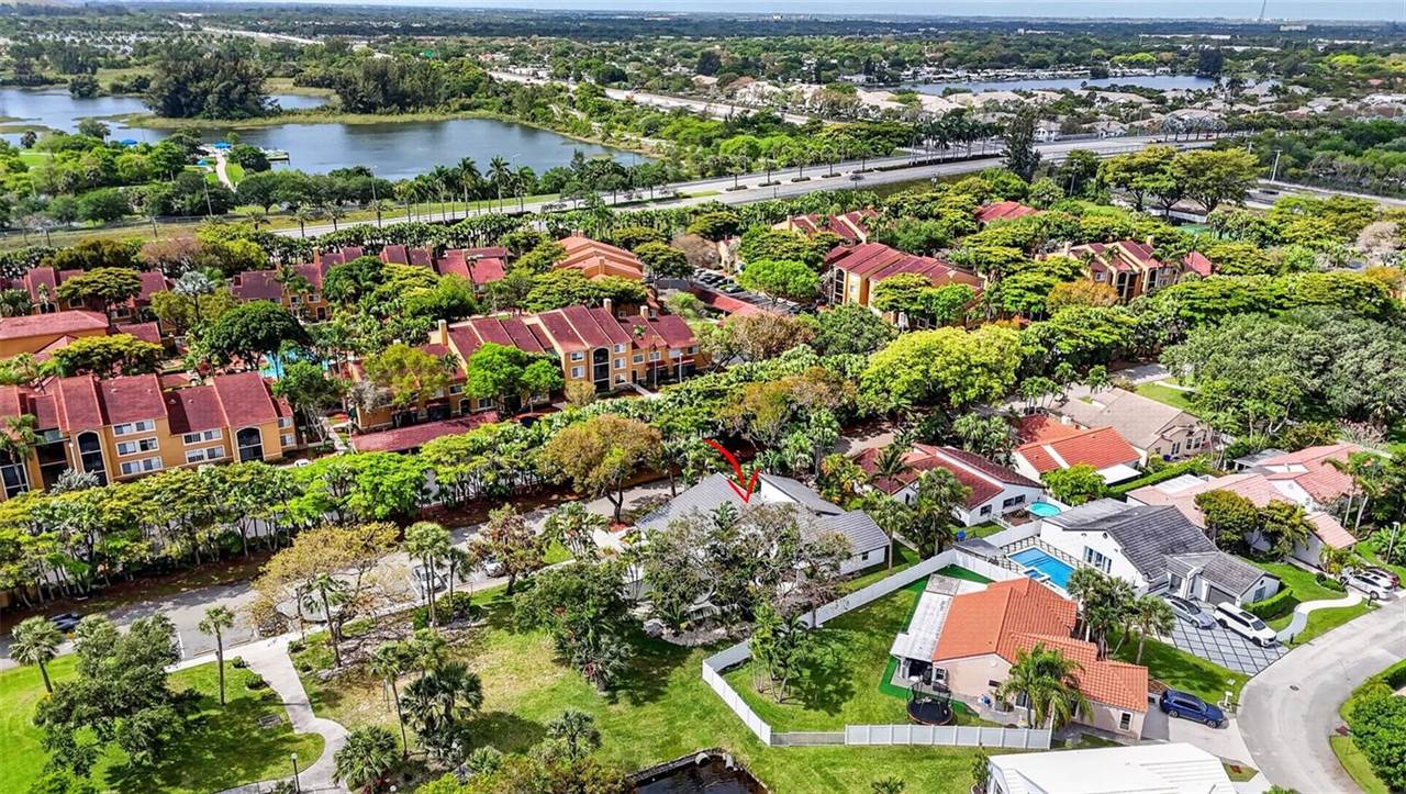 4701 NW 1ST Place, Deerfield Beach, FL 33442