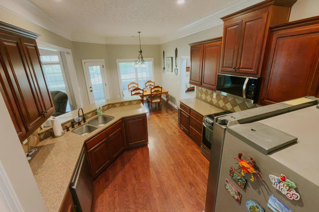 28 West Teddy Bear Lane, Waverly Hall, GA 31831
