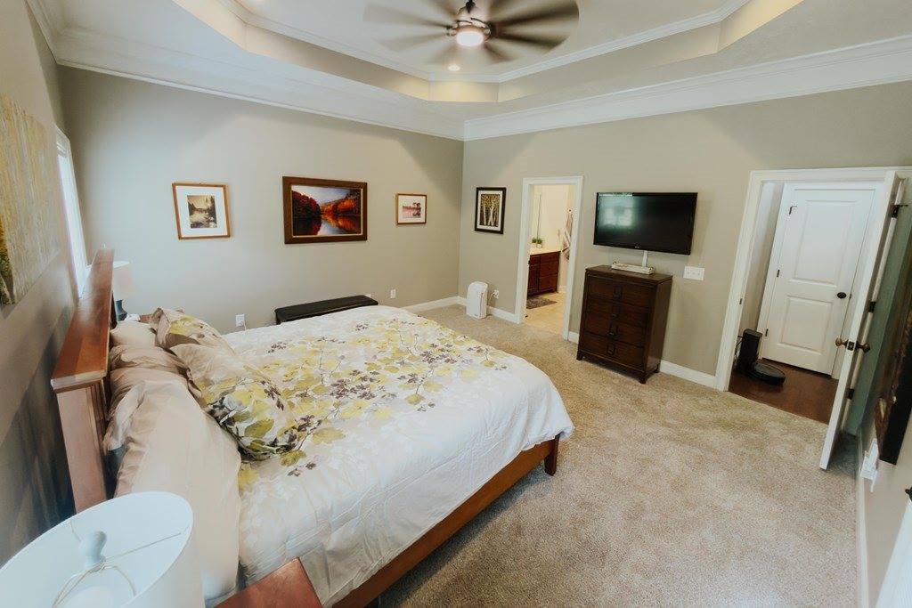 28 West Teddy Bear Lane, Waverly Hall, GA 31831