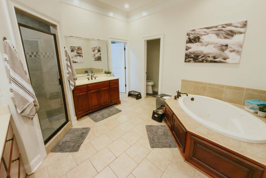 28 West Teddy Bear Lane, Waverly Hall, GA 31831
