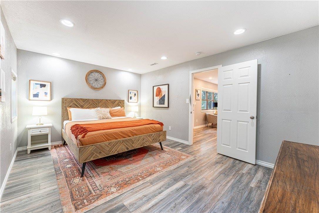 1103 Bella Vista Road, Bentonville, AR 72712