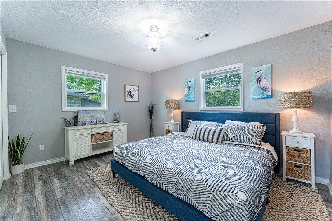 1103 Bella Vista Road, Bentonville, AR 72712