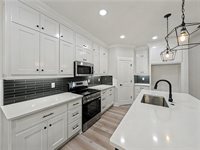18 Hillswick Drive, Bella Vista, AR 72715