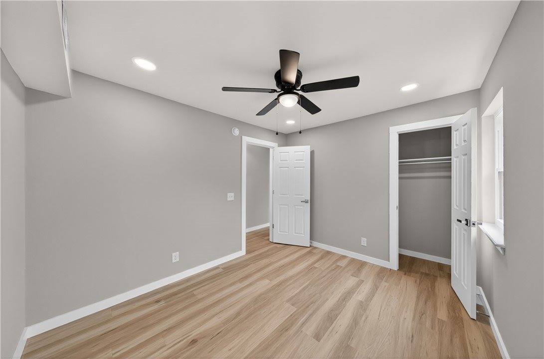 2107 Douglas Street, Bentonville, AR 72712