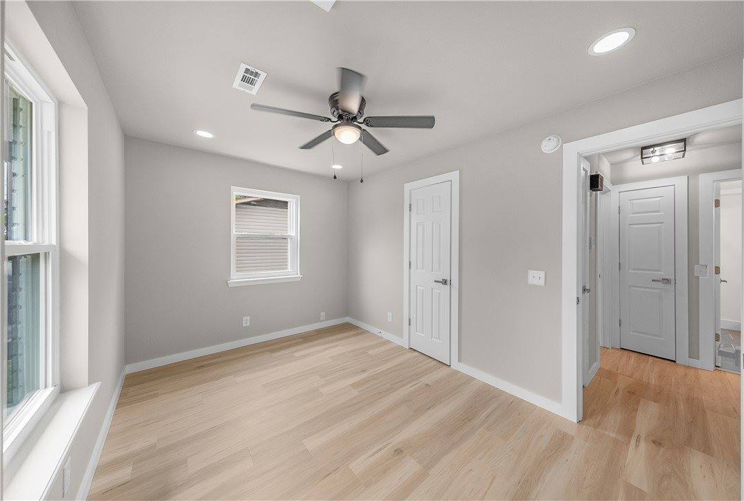 2107 Douglas Street, Bentonville, AR 72712