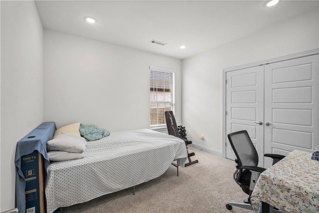 711 Merryfield Street, Bentonville, AR 72713