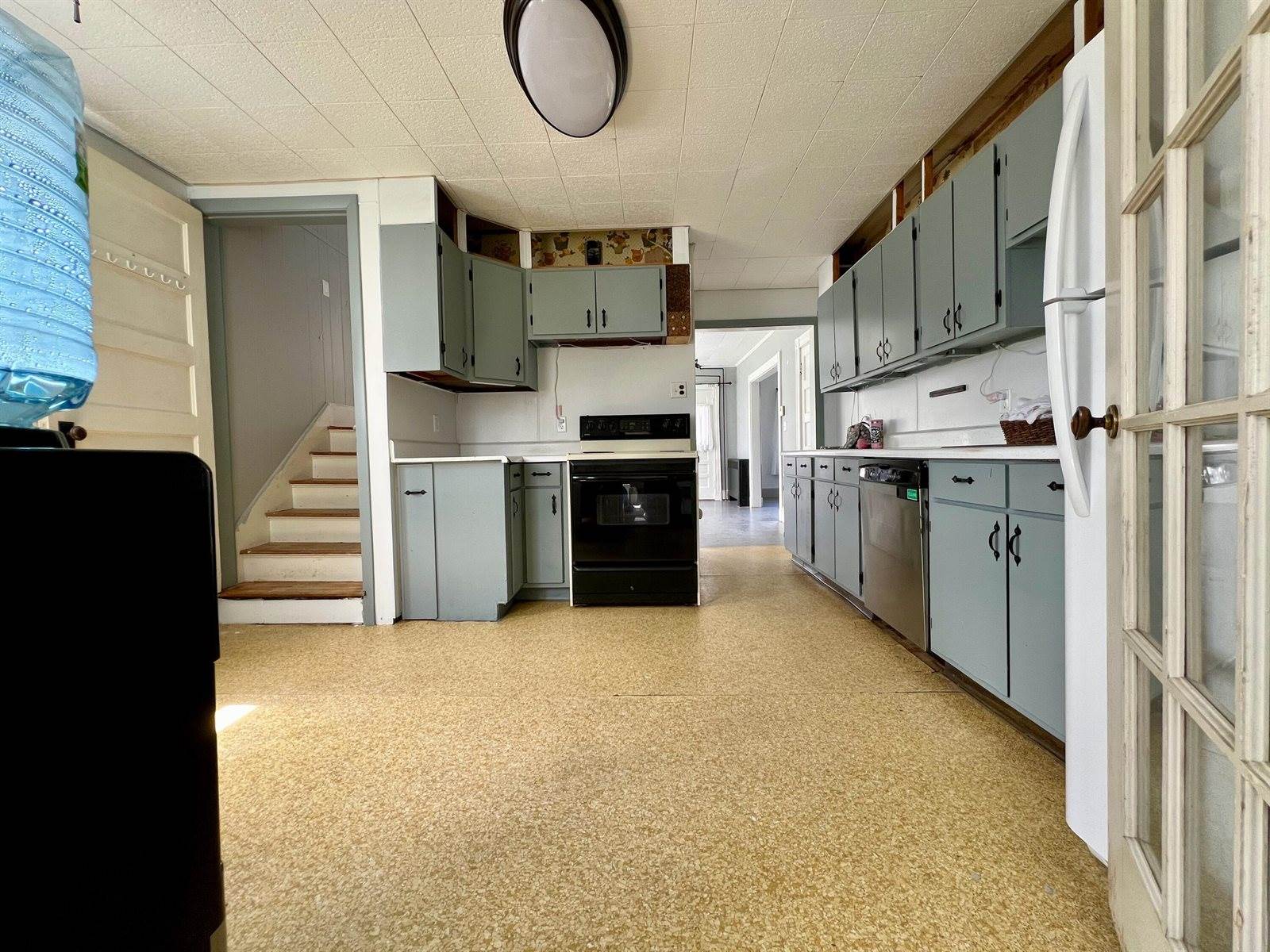 25 Elm Street, Houlton, ME 04730