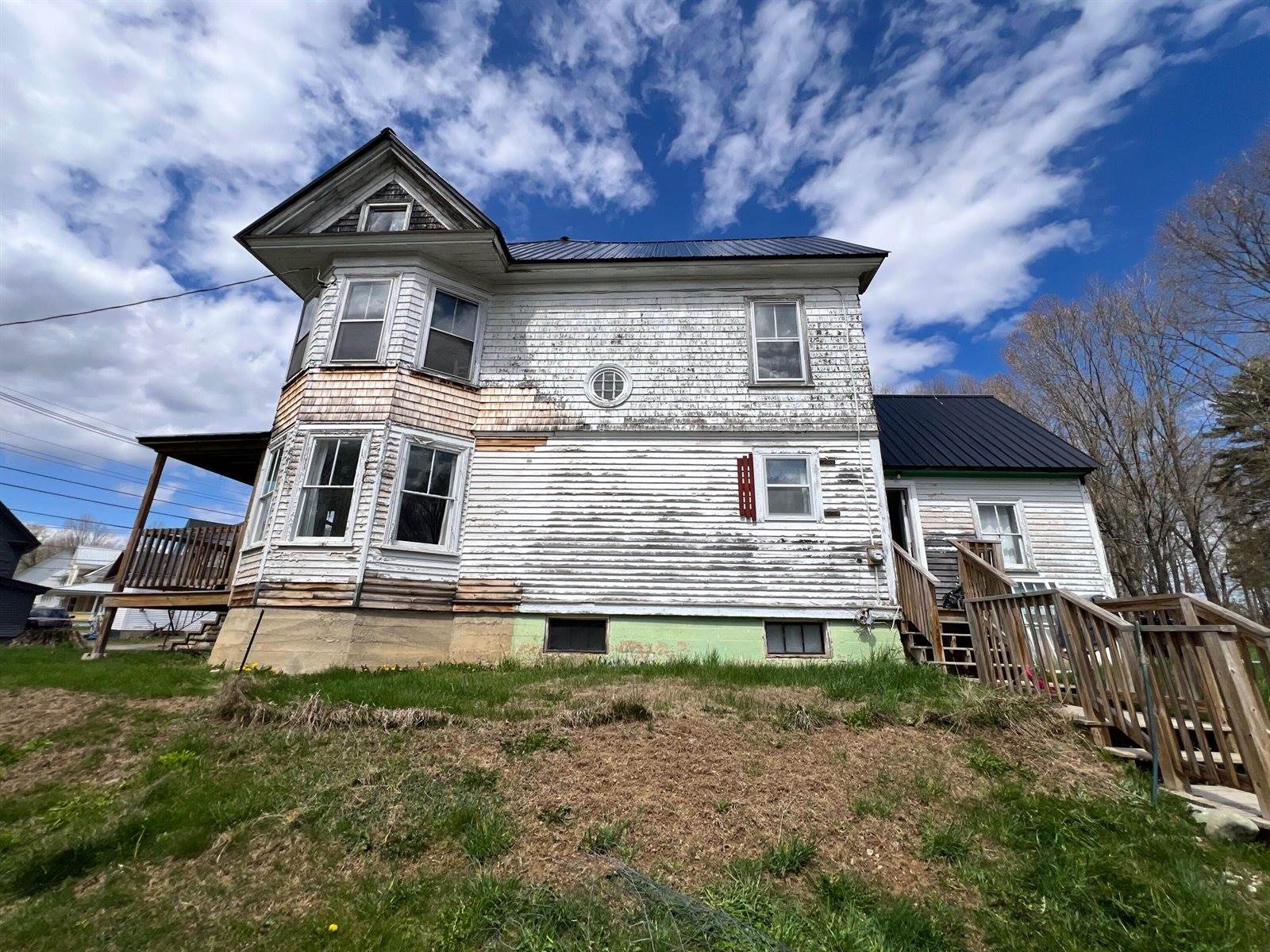 25 Elm Street, Houlton, ME 04730
