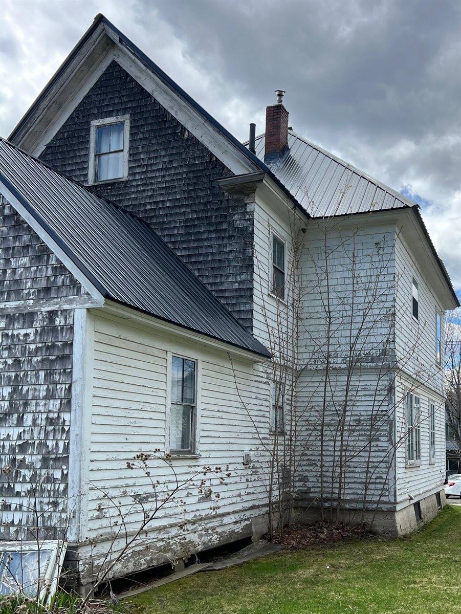 25 Elm Street, Houlton, ME 04730