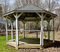 25 Elm Street, Houlton, ME 04730