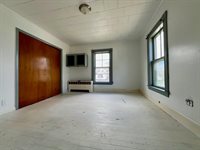 25 Elm Street, Houlton, ME 04730