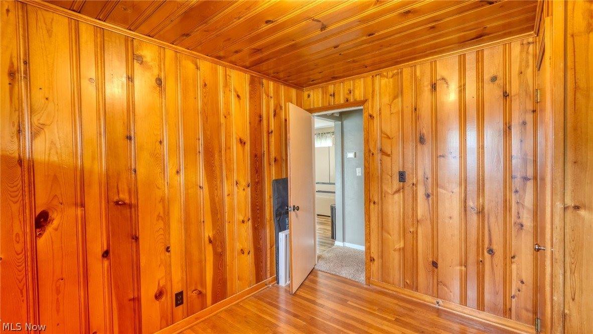 212 Westview Drive, New Concord, OH 43762