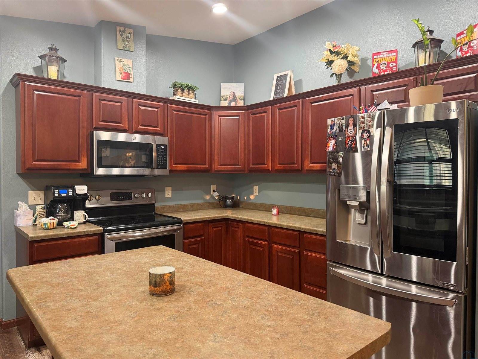 302 E Jefferson St, Elk Point, SD 57025