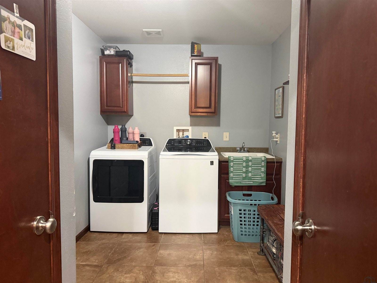 302 E Jefferson St, Elk Point, SD 57025