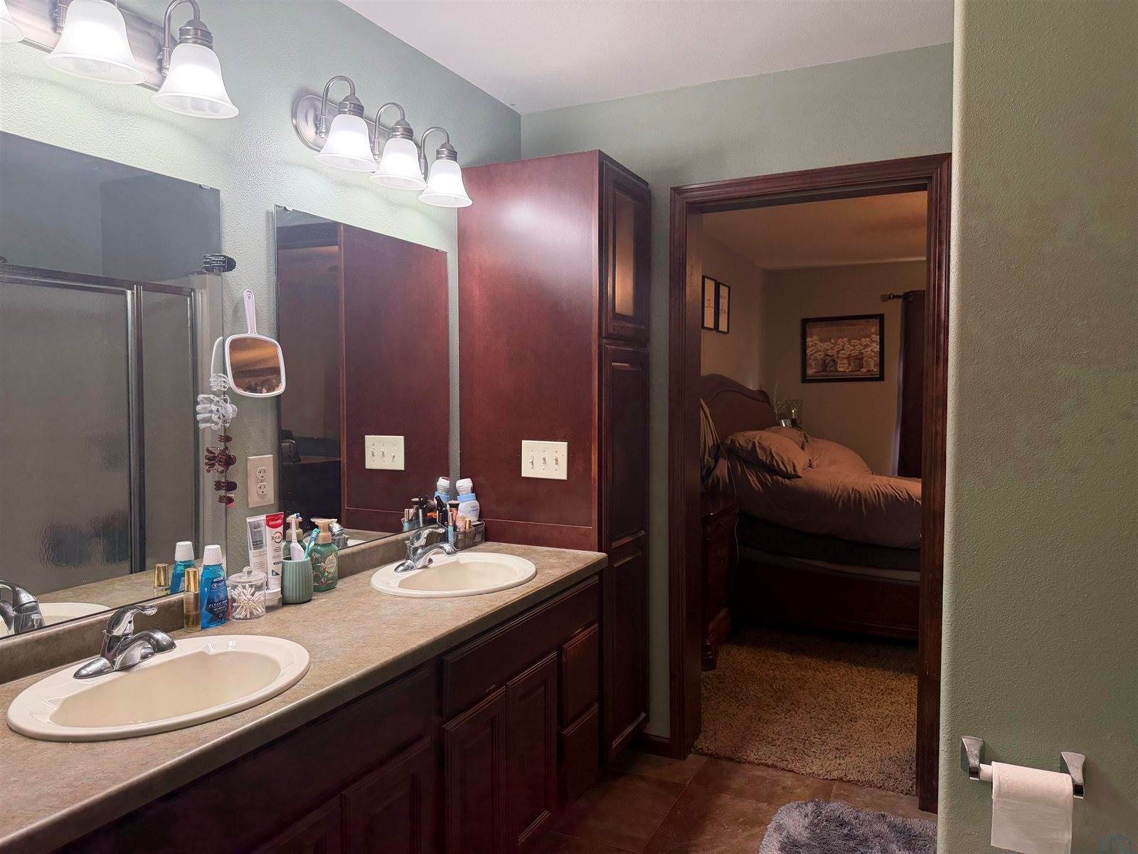 302 E Jefferson St, Elk Point, SD 57025