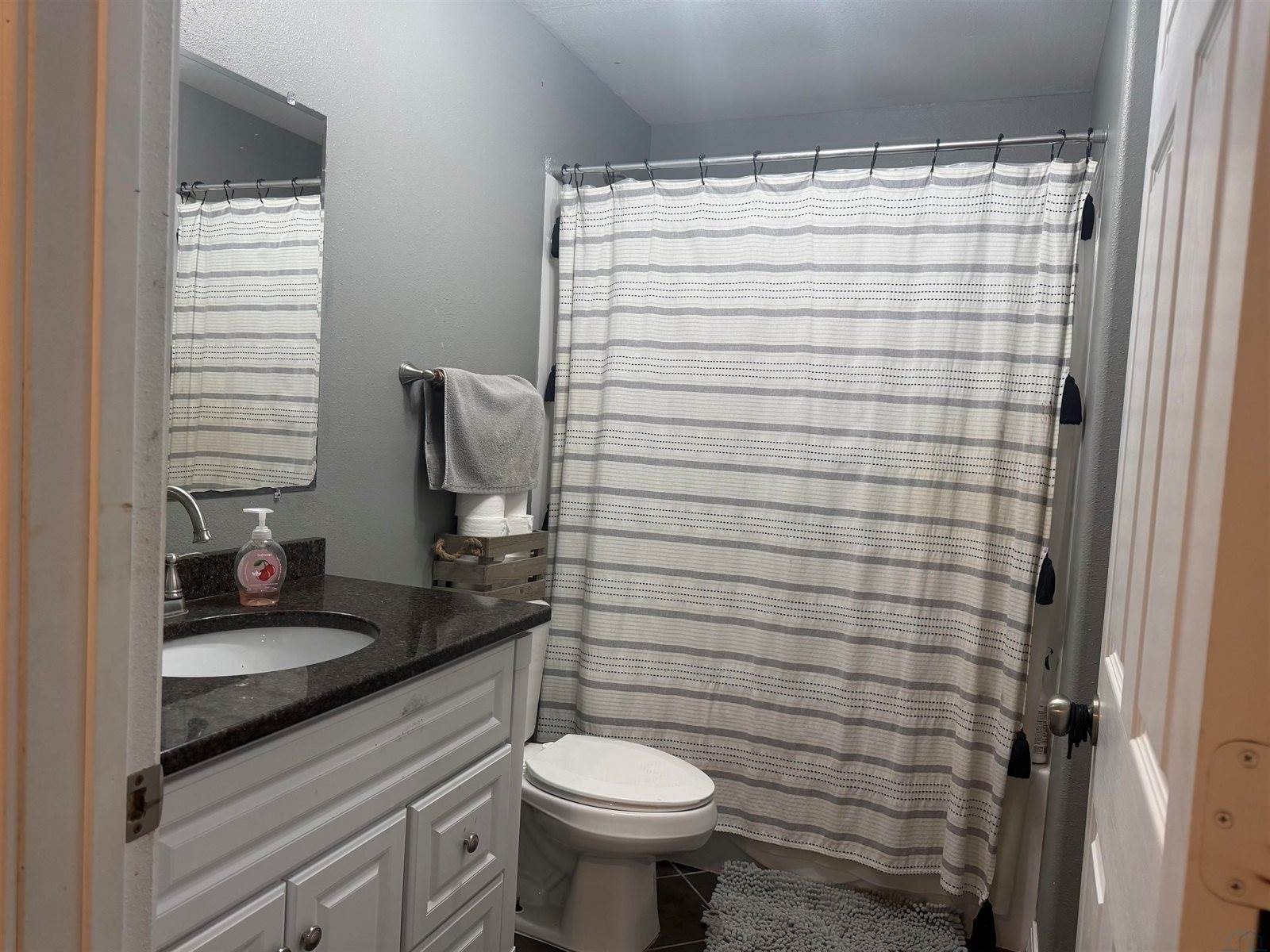 302 E Jefferson St, Elk Point, SD 57025