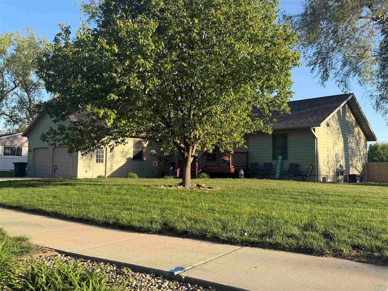 302 E Jefferson St, Elk Point, SD 57025