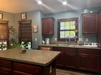 302 E Jefferson St, Elk Point, SD 57025