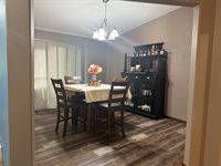 302 E Jefferson St, Elk Point, SD 57025