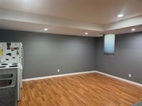 302 E Jefferson St, Elk Point, SD 57025