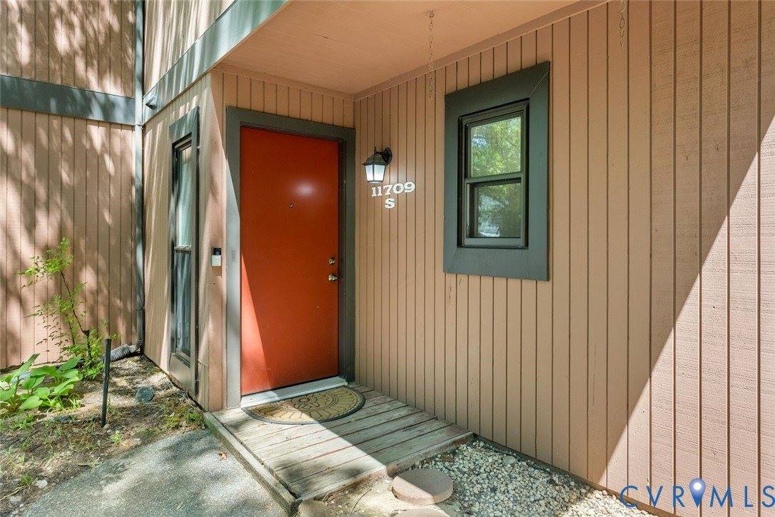 11709 South Briar Patch Drive, Midlothian, VA 23113