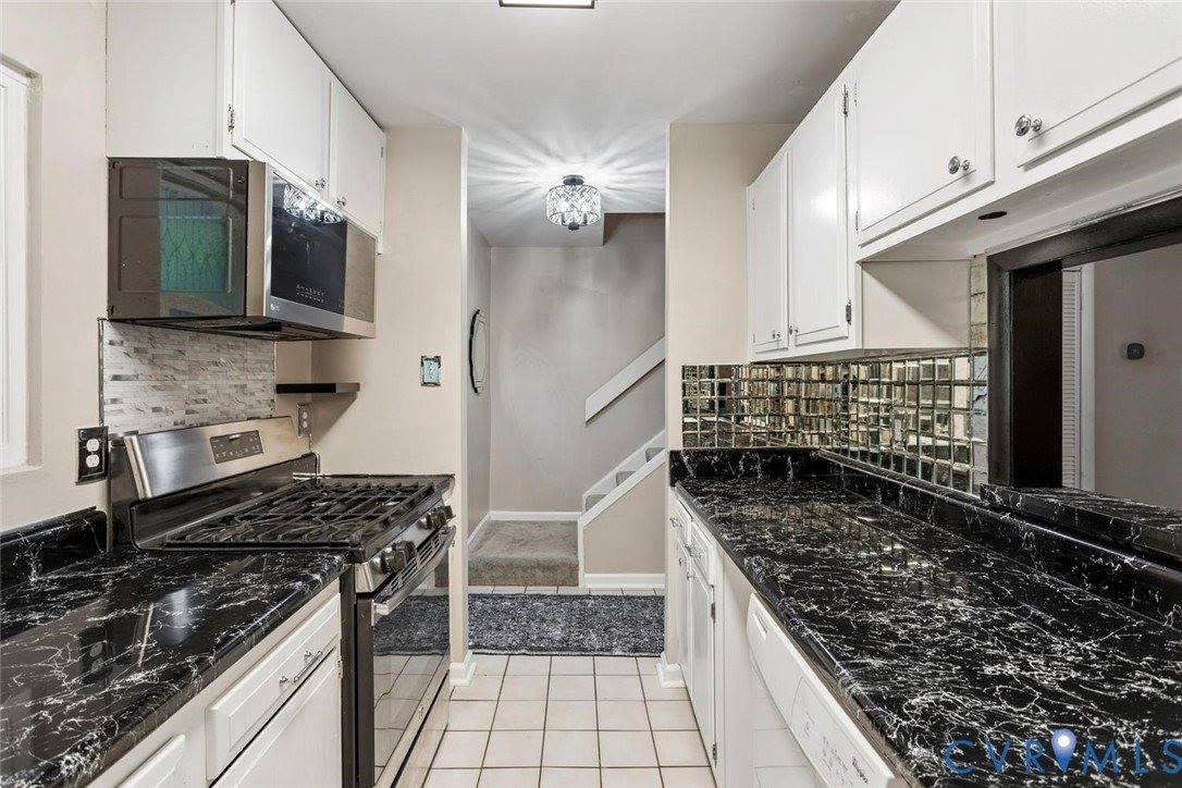 11709 South Briar Patch Drive, Midlothian, VA 23113