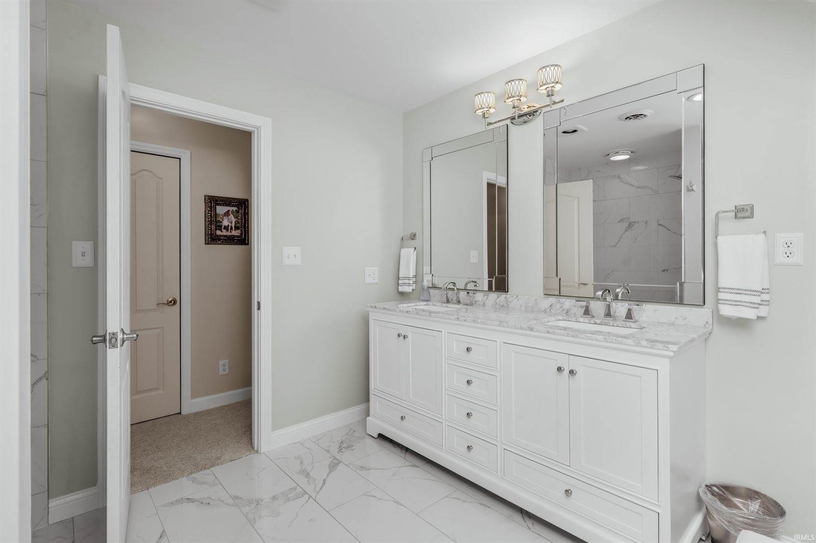 7109 W Saint Andrews Avenue, Yorktown, IN 47396