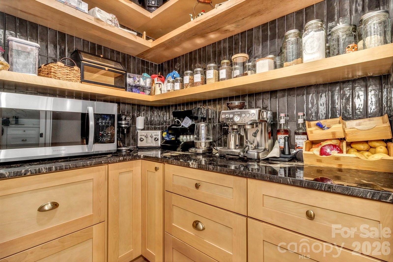 108 Poplar Green Way, Asheville, NC 28806