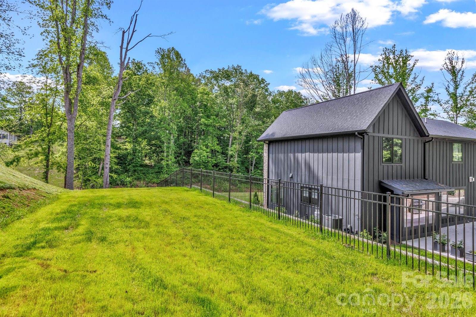 108 Poplar Green Way, Asheville, NC 28806