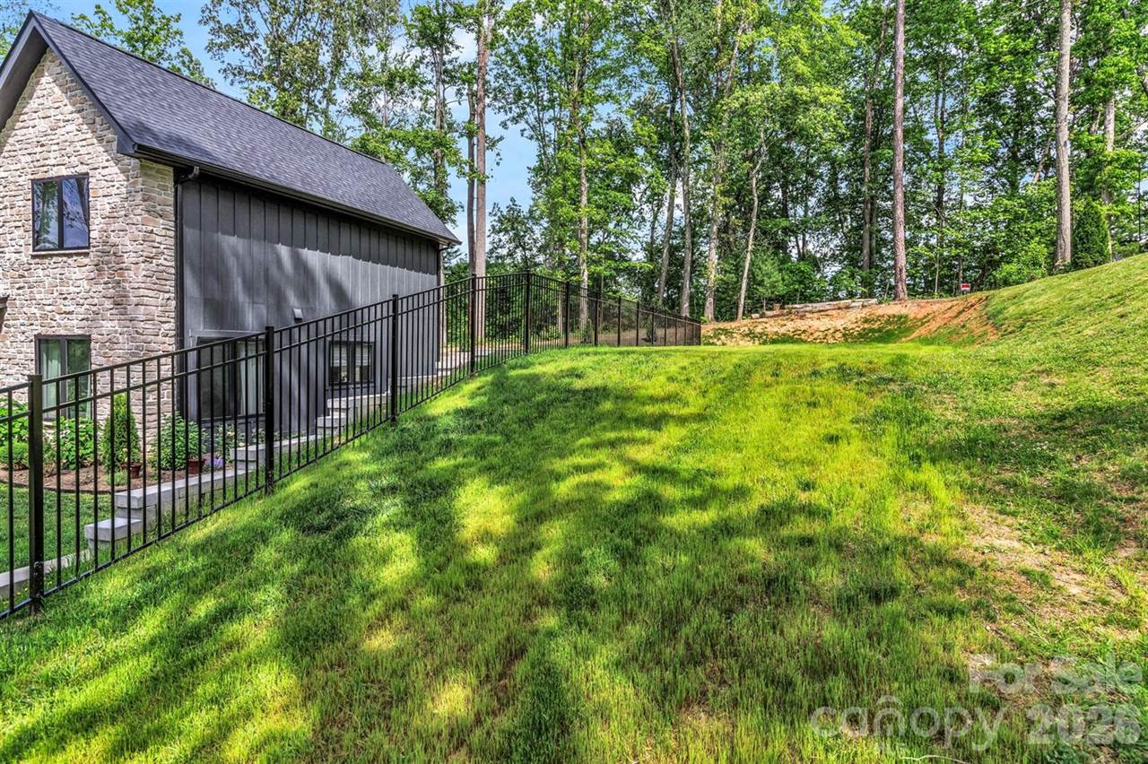 108 Poplar Green Way, Asheville, NC 28806