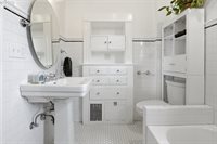 334 SE 78TH Ave, Portland, OR 97215