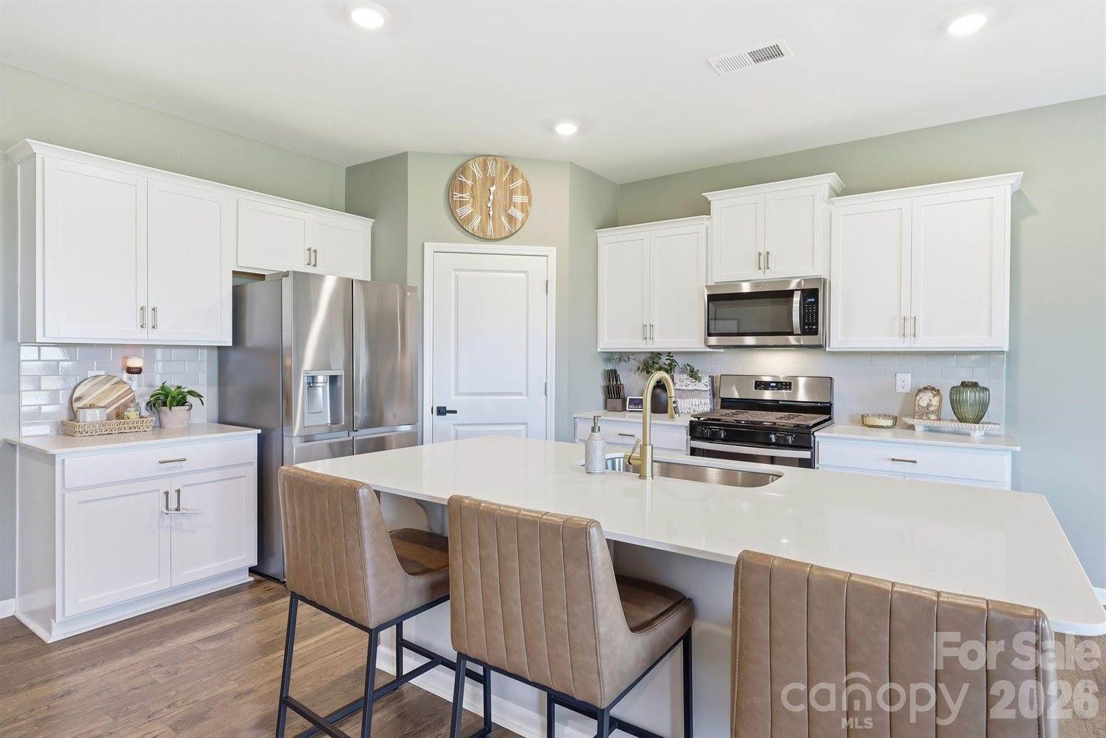 109 Shorthorn Road, Fletcher, NC 28732